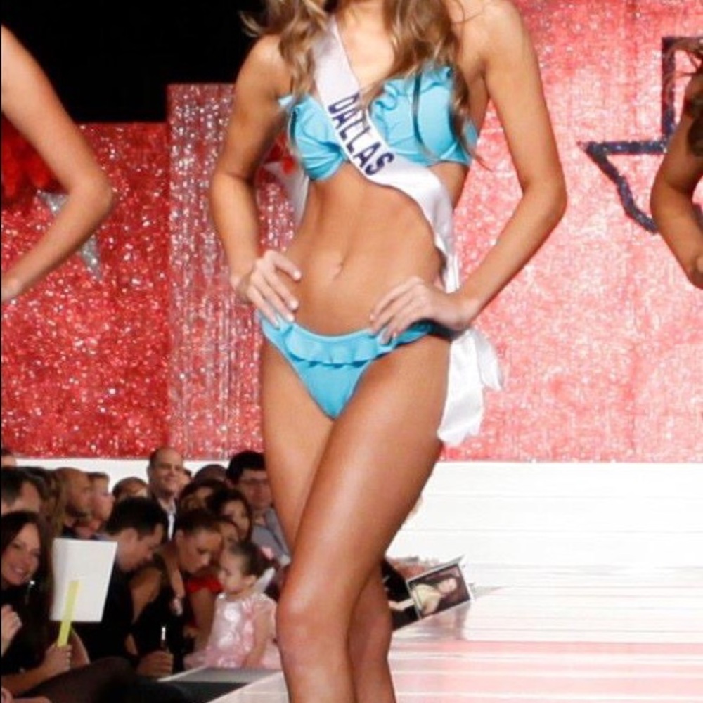 Jayme Shaw pageant swimsuit worn twice